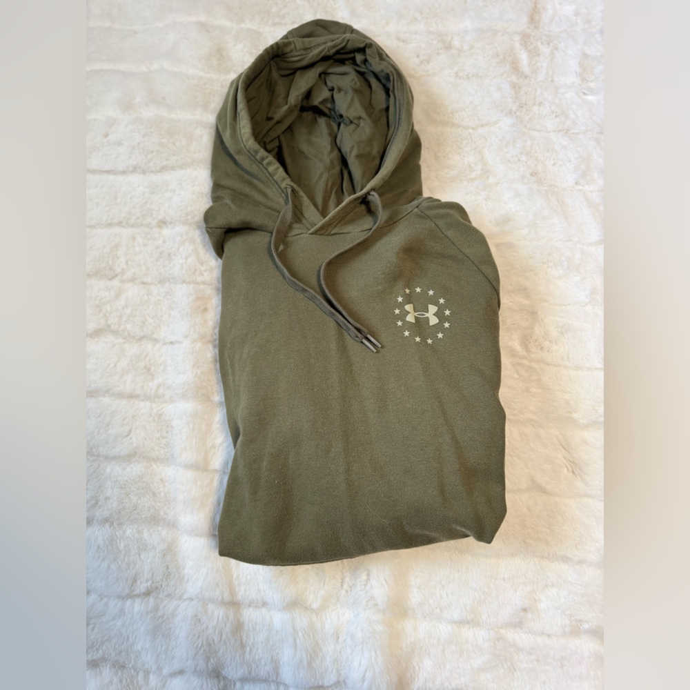 Under Armour Loose Fit Freedom Cold Gear Sweatshirt Size XL